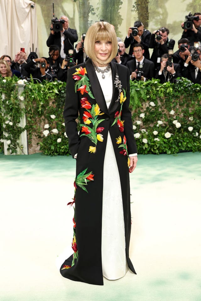 Naomi Campbell's Absence From Met Gala 2025: The Anna Wintour Connection Naomi Campbell's Absence From Met Gala 2025: The Anna Wintour Connection