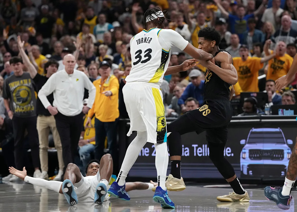 NBA Playoffs: Mathurin Ejected After Striking Hunter In Game 4 NBA Playoffs: Mathurin Ejected After Striking Hunter In Game 4