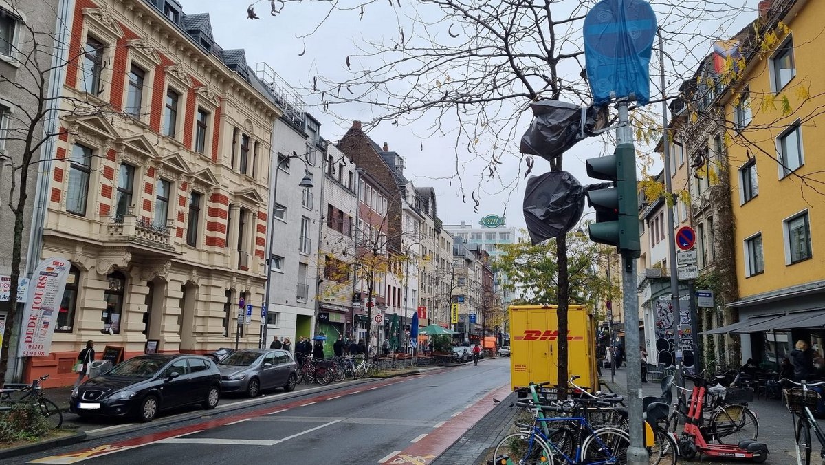 Neueröffnung Venloer Straße: Das Karl Hermann Ist Jetzt Karl Weinbar Neueröffnung Venloer Straße: Das Karl Hermann Ist Jetzt Karl Weinbar