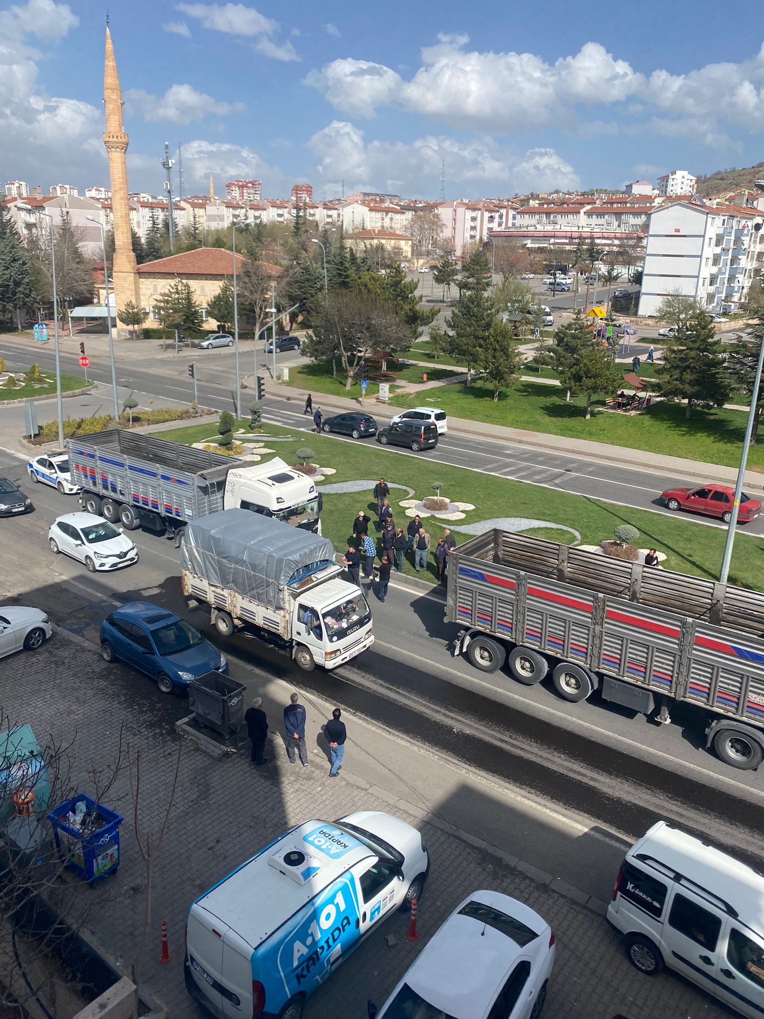 Nevşehir'de Görünmez Kaza: Kayarak Yüksekten Düşme Olayı Nevşehir'de Görünmez Kaza: Kayarak Yüksekten Düşme Olayı
