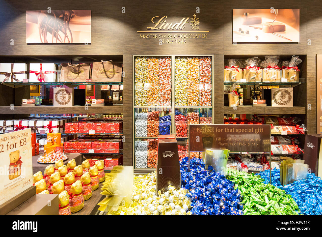 New Lindt Chocolate Store Opens In Central London New Lindt Chocolate Store Opens In Central London