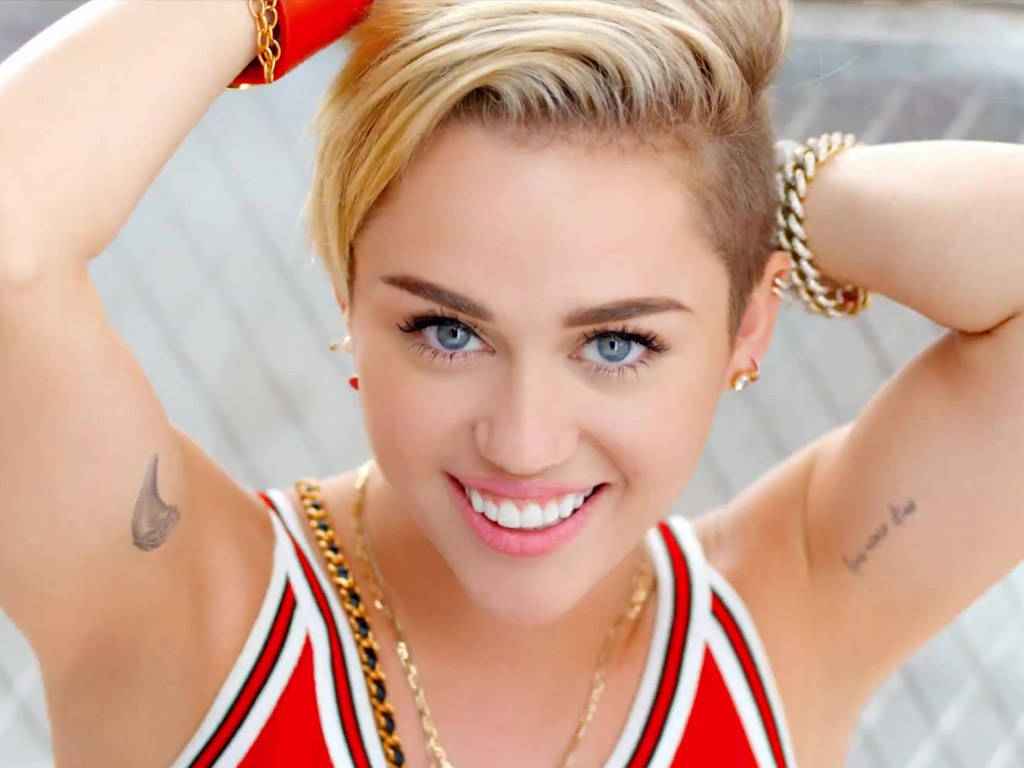 New Music Video: Miley Cyrus' New Music Video: Miley Cyrus'