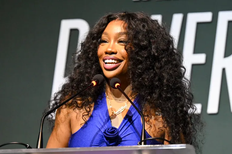 New Sesame Street Song Features SZA And Elmo: A Lesson In Gratitude New Sesame Street Song Features SZA And Elmo: A Lesson In Gratitude