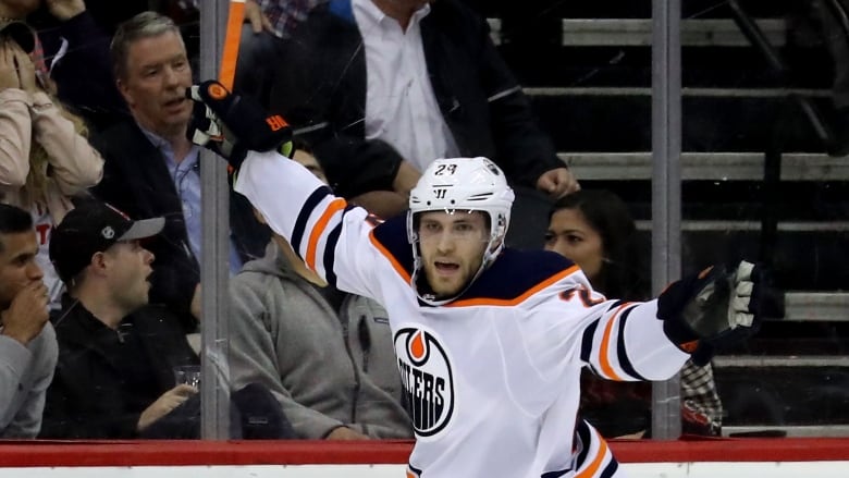 NHL Hart Trophy: Draisaitl, Hellebuyck, And Kucherov In Final Three NHL Hart Trophy: Draisaitl, Hellebuyck, And Kucherov In Final Three