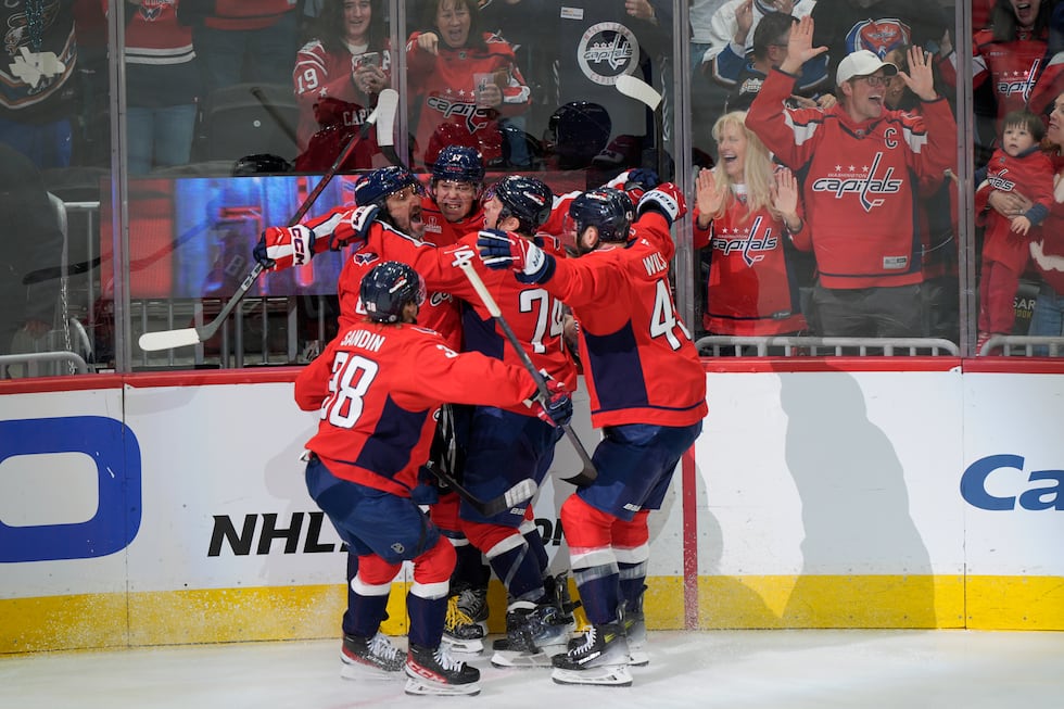 NHL News: Ovechkin Ties Gretzky's Record With 894th Goal NHL News: Ovechkin Ties Gretzky's Record With 894th Goal