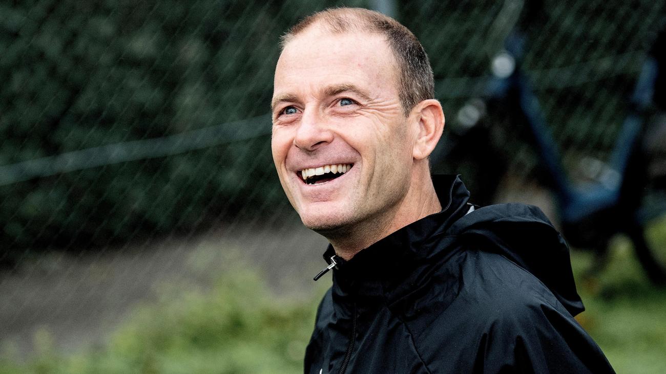 Nieuwe Trainer Gezocht: Augsburg Na Ontslag Thorup Nieuwe Trainer Gezocht: Augsburg Na Ontslag Thorup
