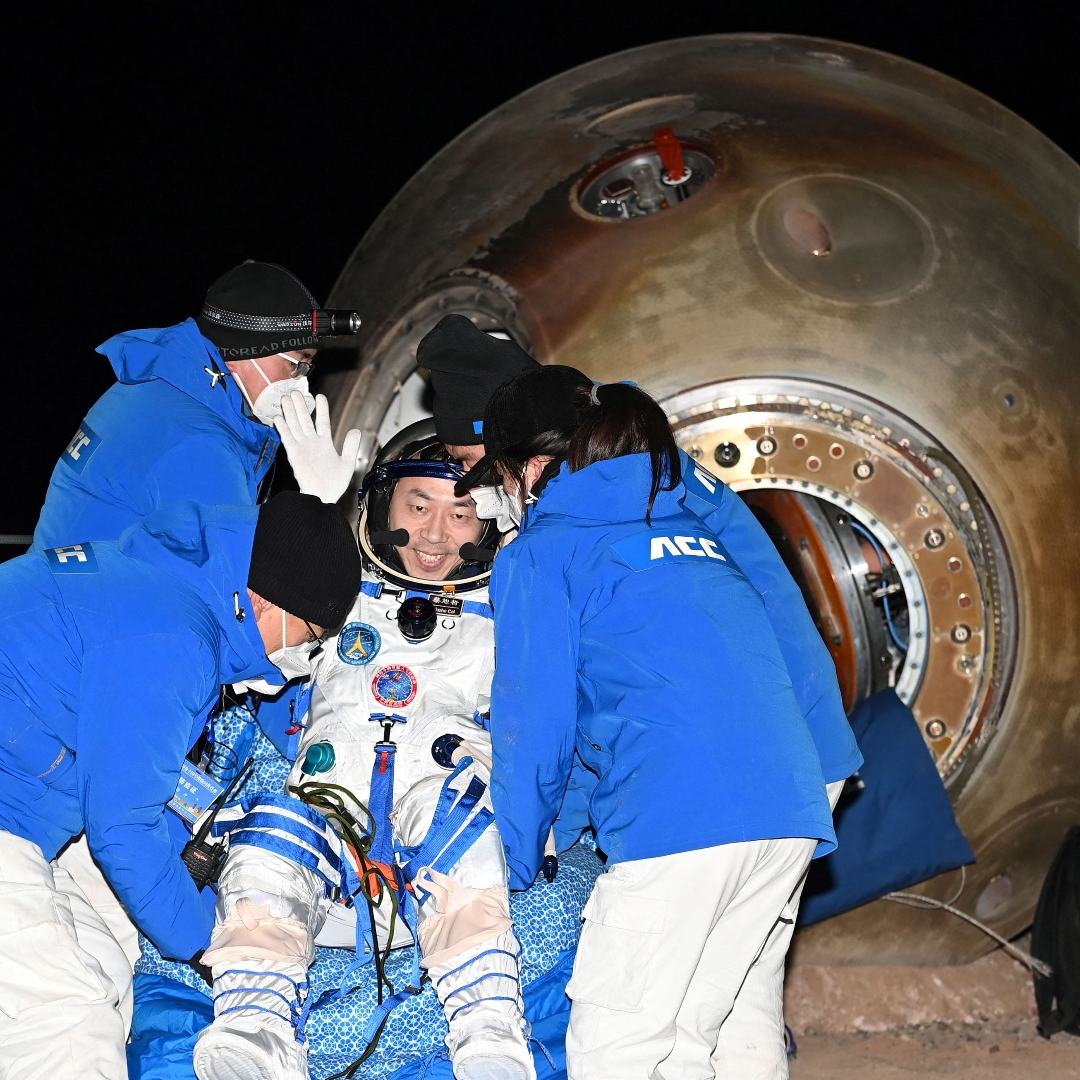Nine-Month Space Mission: Verifying CBS News Report On Astronauts' Stay