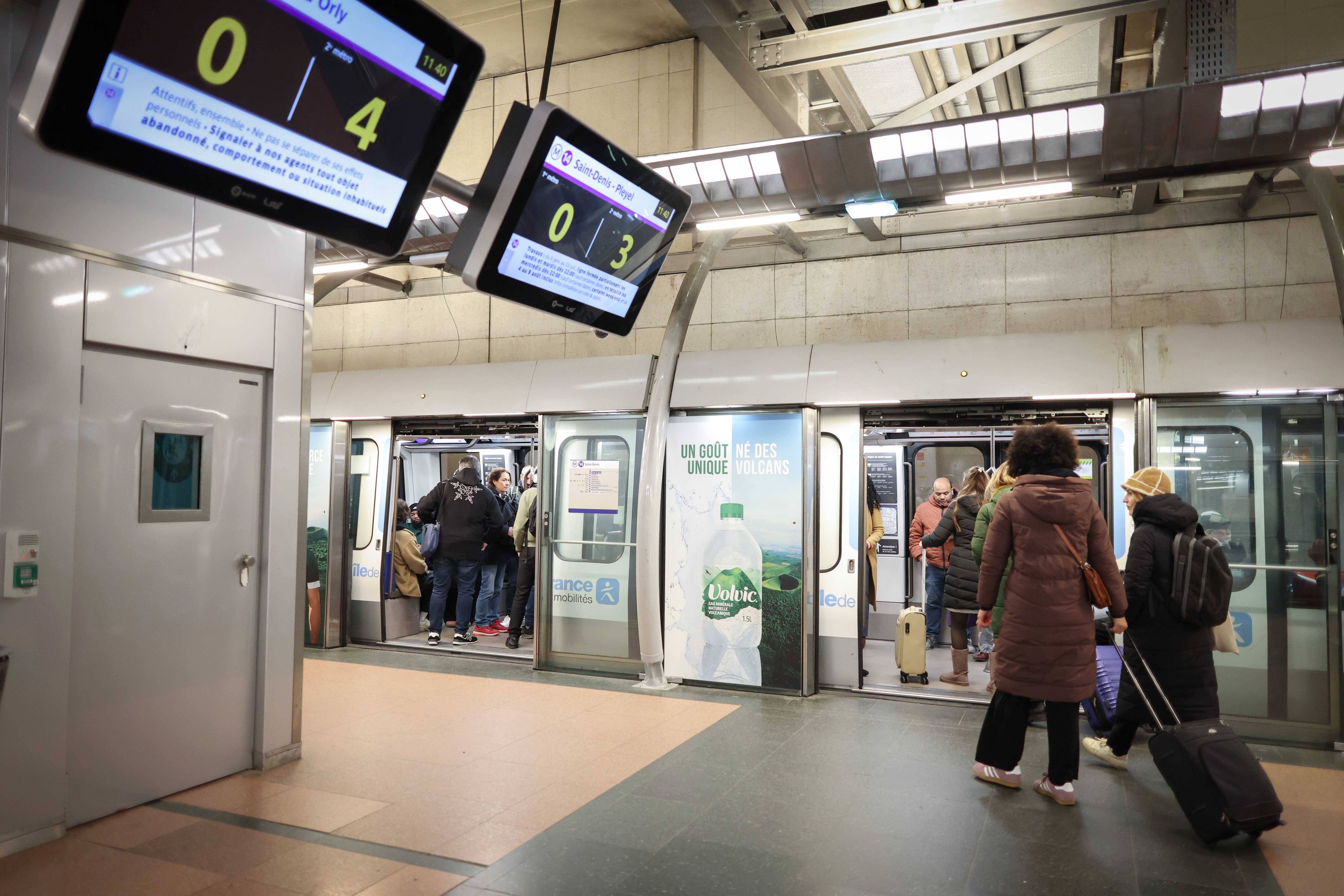 Nord: OQTF, Fraude Au Train Et Exhibition Sexuelle D'un Ivoirien Face À Une Contrôleuse SNCF Nord: OQTF, Fraude Au Train Et Exhibition Sexuelle D'un Ivoirien Face À Une Contrôleuse SNCF