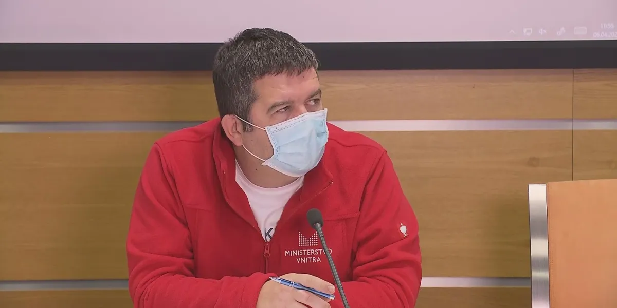 Novináři Deníku N A Seznam Zpráv Vyloučeni Z Brífinku České Televize Novináři Deníku N A Seznam Zpráv Vyloučeni Z Brífinku České Televize