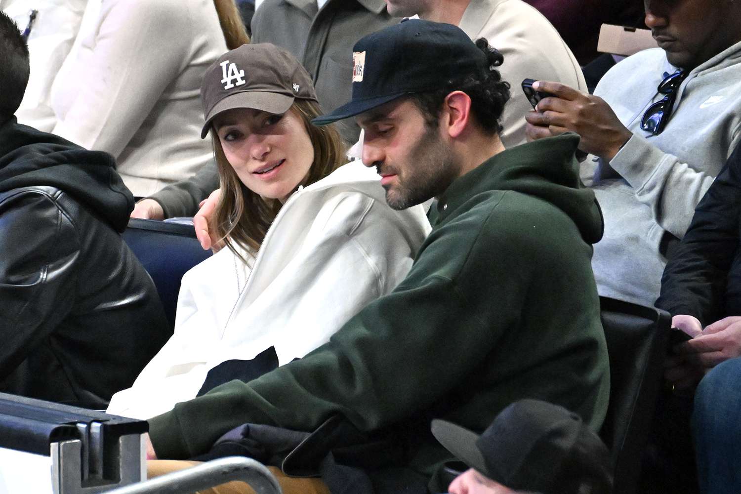 Olivia Wilde And New Boyfriend Dane DiLiegro: Public Display Of Affection At LA Lakers Game Olivia Wilde And New Boyfriend Dane DiLiegro: Public Display Of Affection At LA Lakers Game