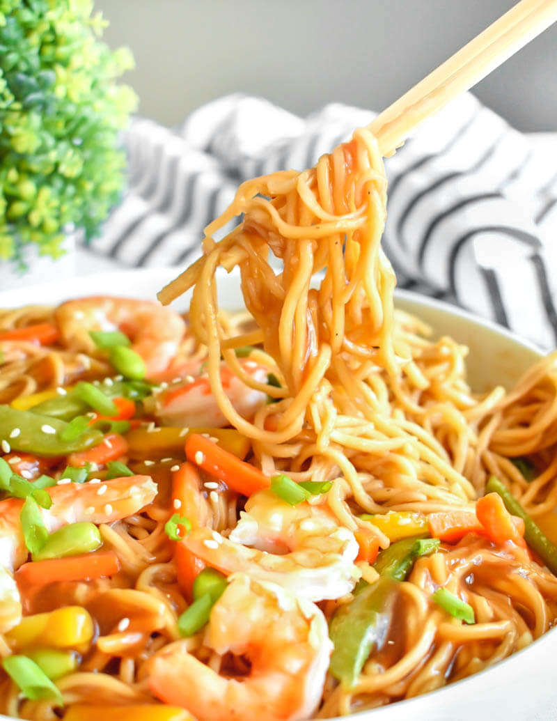 One-Pan Shrimp Ramen Stir-Fry One-Pan Shrimp Ramen Stir-Fry