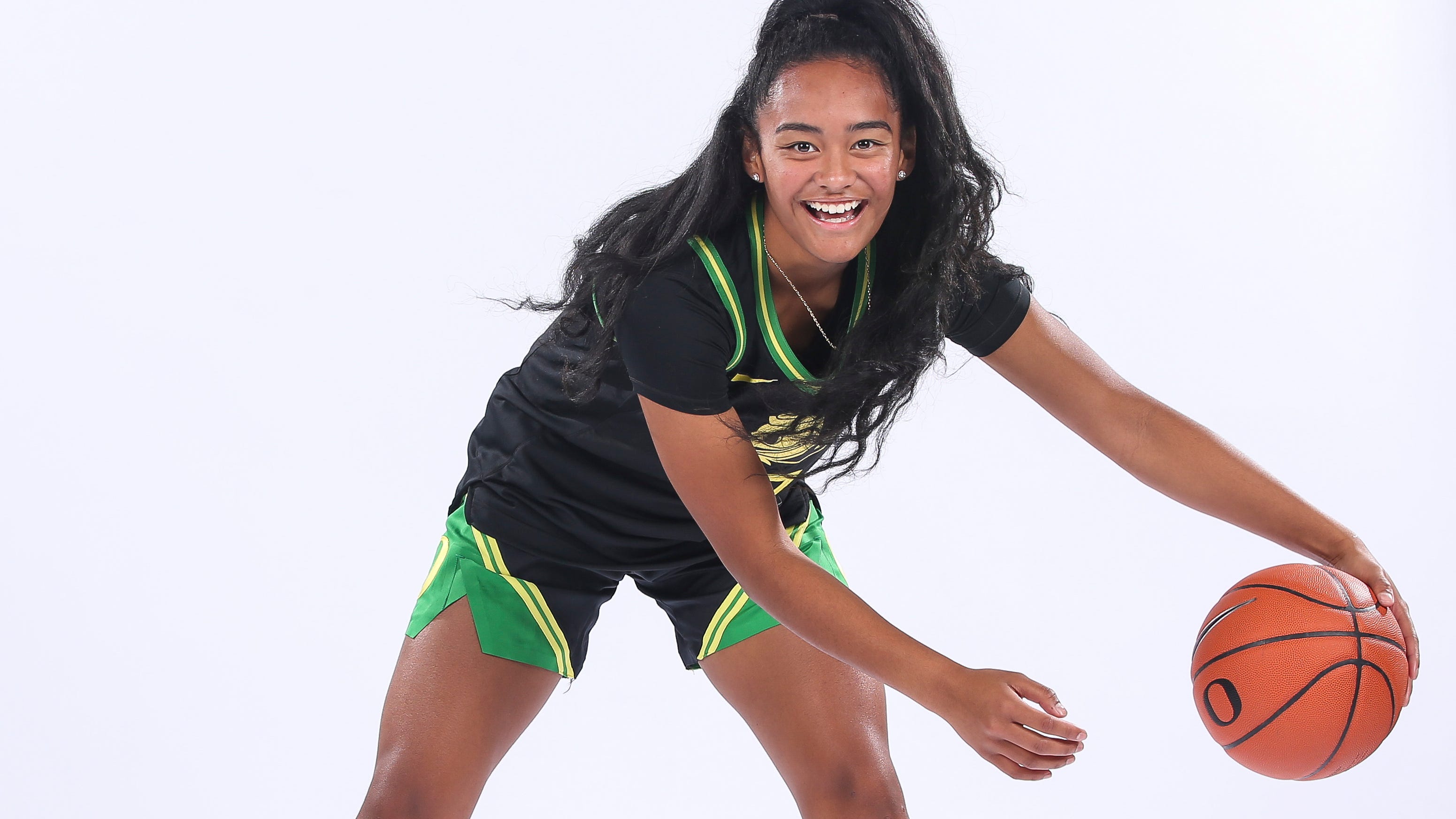 Oregon Women's Basketball: Graves' International Recruiting Success Oregon Women's Basketball: Graves' International Recruiting Success