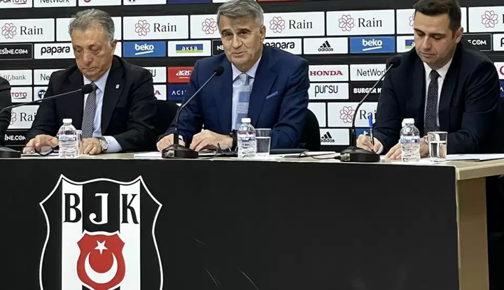 Osimhen Transferi: İngiliz Kulüpleri 45 Milyon Euro'luk Yıldıza Talip Osimhen Transferi: İngiliz Kulüpleri 45 Milyon Euro'luk Yıldıza Talip