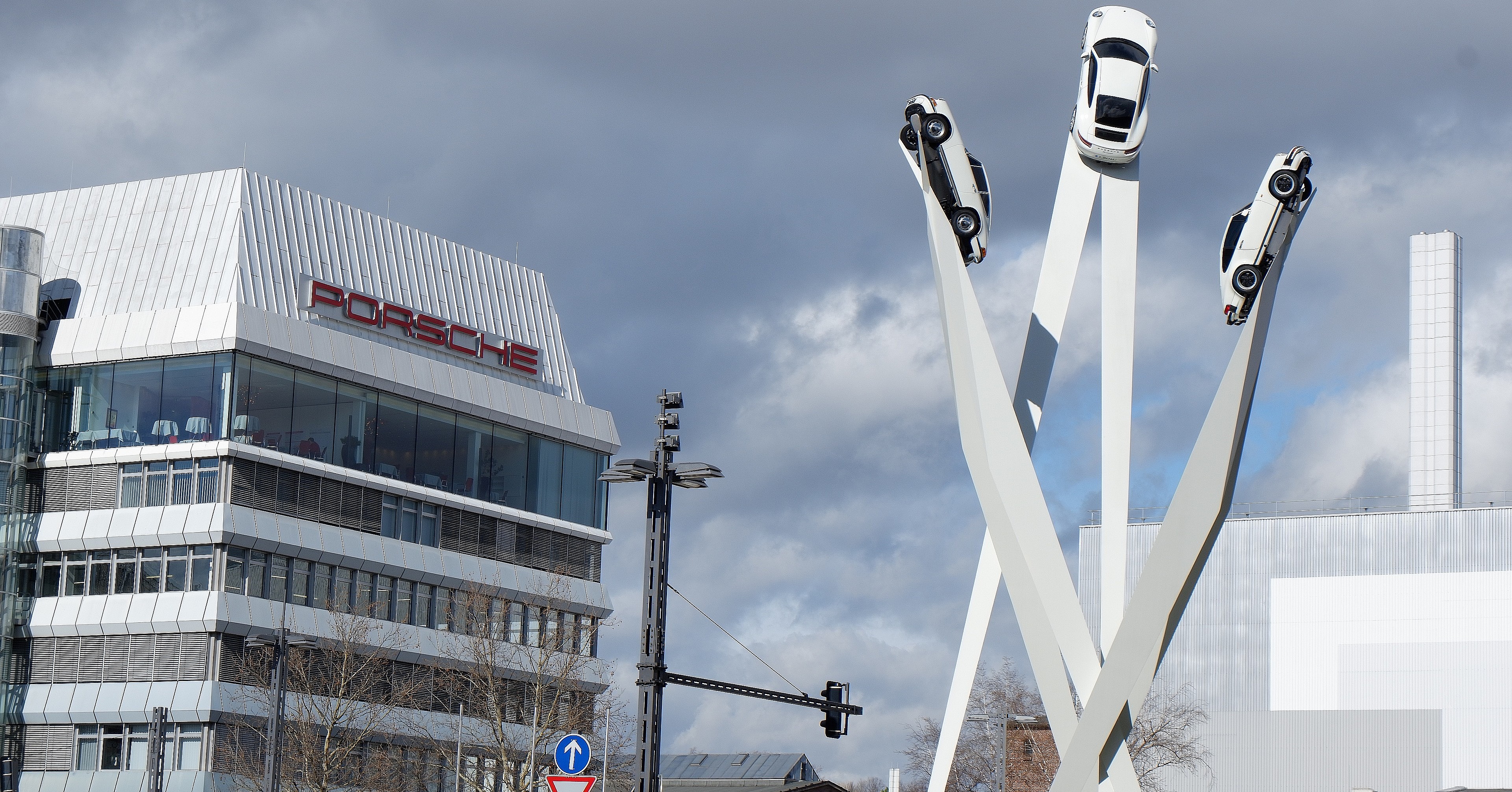 Pabrik Porsche Zuffenhausen: Pusat Sejarah Porsche 356 Pabrik Porsche Zuffenhausen: Pusat Sejarah Porsche 356