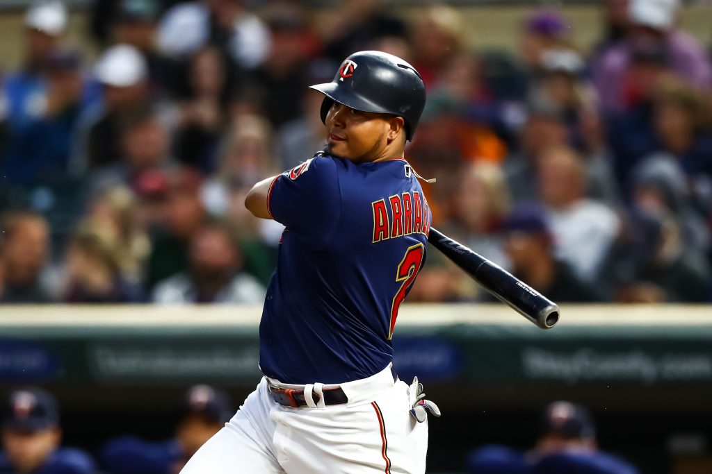 Padre Luis Arraez Suffers Injury In On-Field Collision Padre Luis Arraez Suffers Injury In On-Field Collision