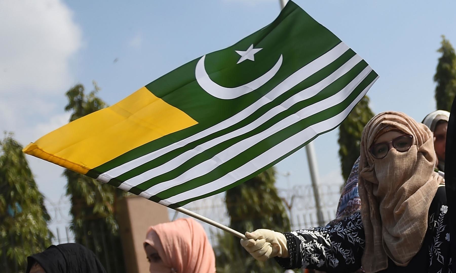 پاکستان میں کشمیر یوم یکجہتی کے شاندار اظہار پاکستان میں کشمیر یوم یکجہتی کے شاندار اظہار