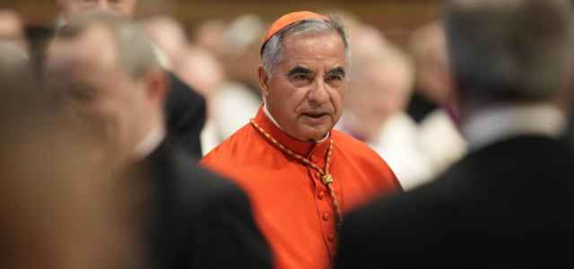 Papa Francesco:  Aggiornamenti Sul Caso Cardinale Becciu E Le Sue Dimissioni