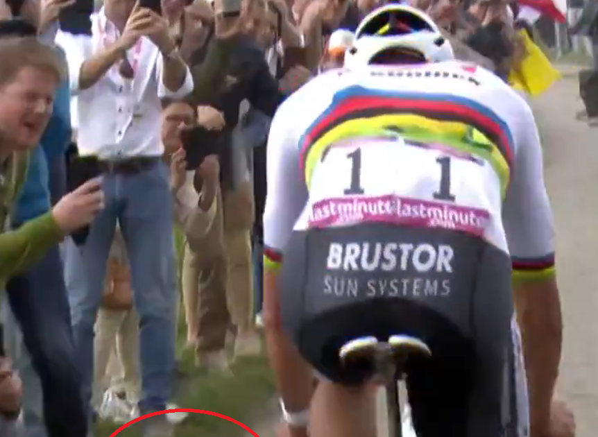 Paris-Roubaix: Bottle-Throwing Spectator Turns Himself In Paris-Roubaix: Bottle-Throwing Spectator Turns Himself In