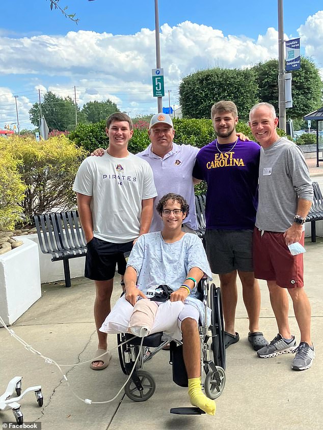 Parker Byrd's Inspiring Journey: An Amputee's Historic College Baseball Moment Parker Byrd's Inspiring Journey: An Amputee's Historic College Baseball Moment
