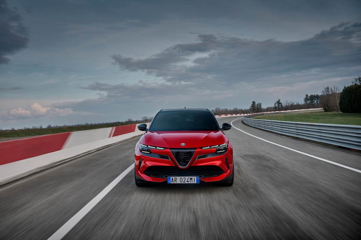Performance Et Maniabilité : L'Alfa Romeo Junior 1.2 Turbo Speciale Testée Par Le Matin Auto Performance Et Maniabilité : L'Alfa Romeo Junior 1.2 Turbo Speciale Testée Par Le Matin Auto