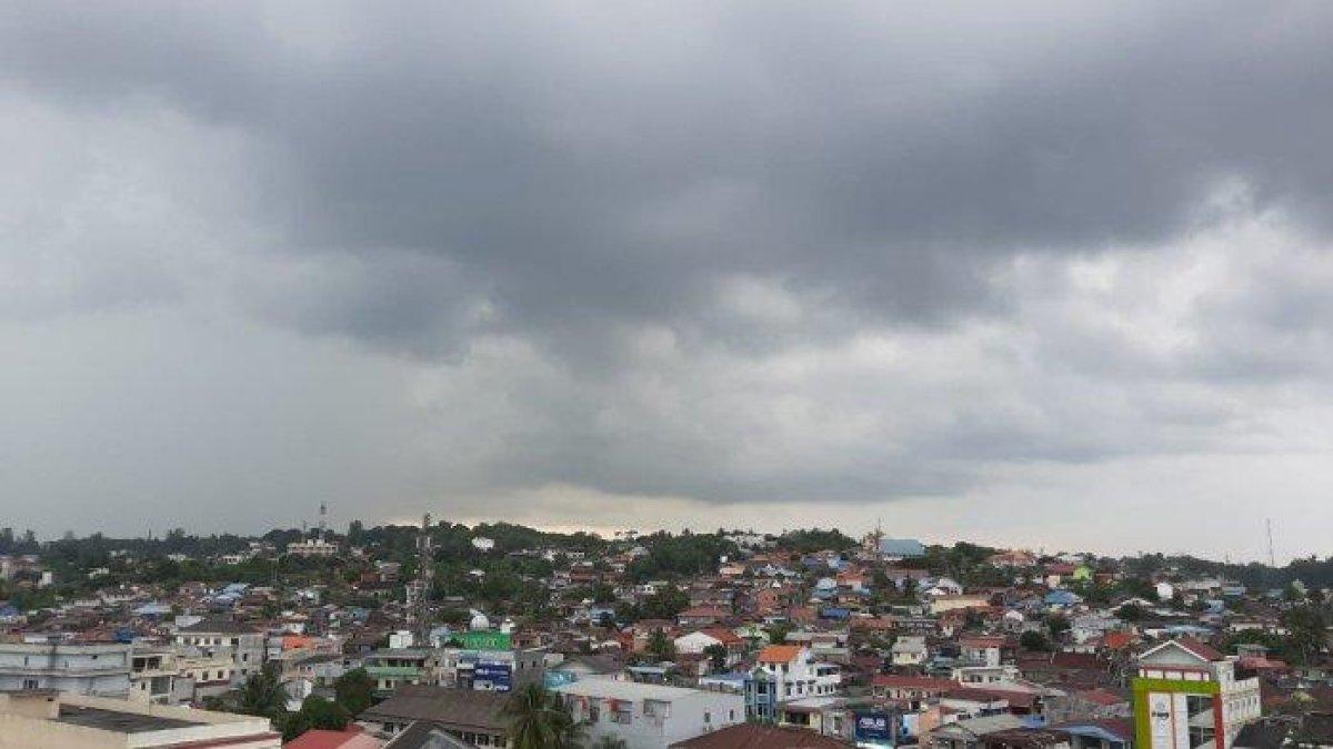 Peringatan Hujan Lebat: Cuaca Di Denpasar Dan Bali Besok Peringatan Hujan Lebat: Cuaca Di Denpasar Dan Bali Besok