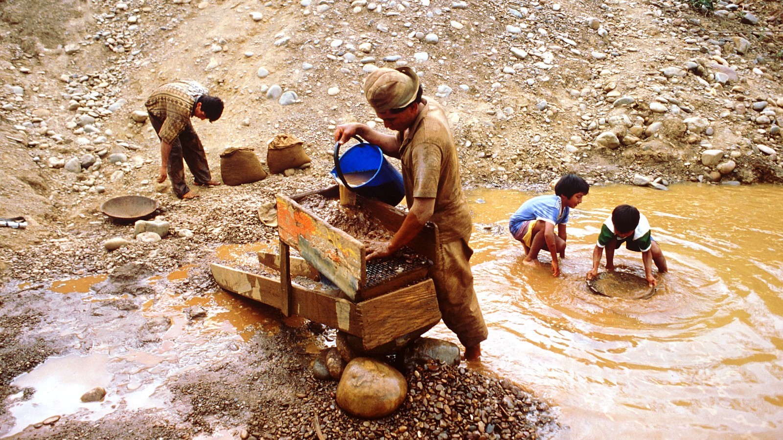 Peru's Emergency Gold Mining Ban: $200 Million In Potential Losses Peru's Emergency Gold Mining Ban: $200 Million In Potential Losses