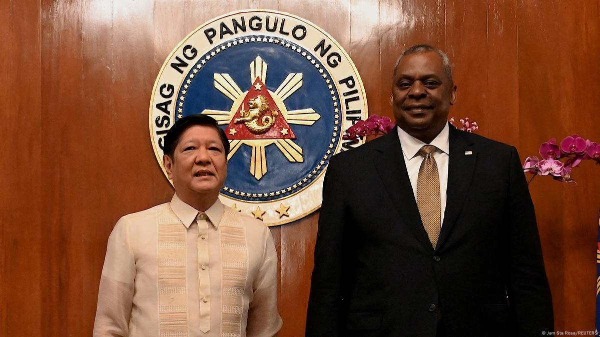 Philippines Resists Chinese Pressure Over Missile Deployment