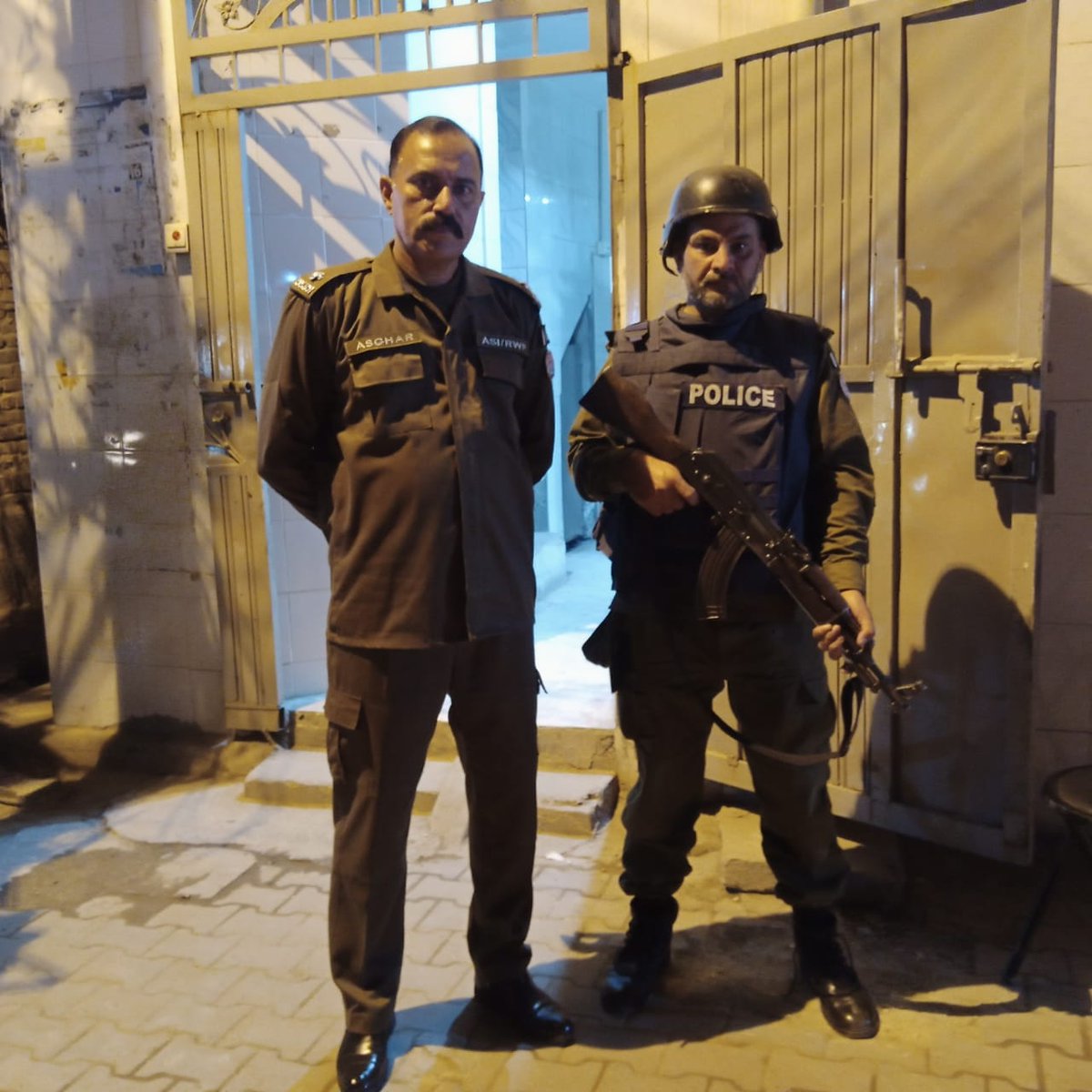 پنجاب پولیس میں بڑا فیصلہ: 8 ایس پیز اور 21 ڈی ایس پیز کے تبادلوں کا نوٹیفکیشن پنجاب پولیس میں بڑا فیصلہ: 8 ایس پیز اور 21 ڈی ایس پیز کے تبادلوں کا نوٹیفکیشن