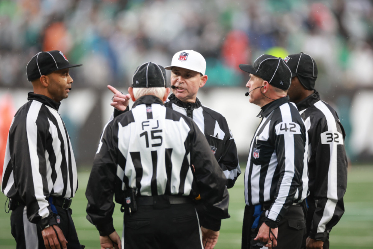 Post-Game Fury: Thibodeau's Criticism Of Game 2 Officiating Post-Game Fury: Thibodeau's Criticism Of Game 2 Officiating