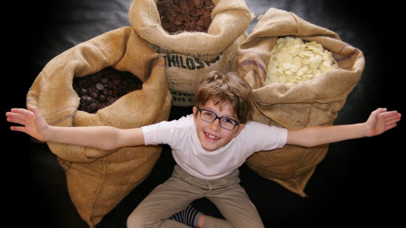 Première Naissance De L'année : Une Boulangerie Normande Offre Son Poids En Chocolat