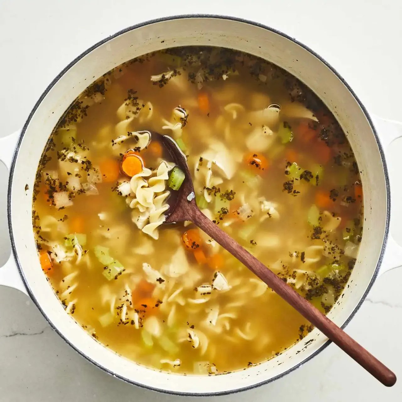 Preparación De Sopa Aragonesa: Fácil Y Rápida (Sin Sobres) Preparación De Sopa Aragonesa: Fácil Y Rápida (Sin Sobres)