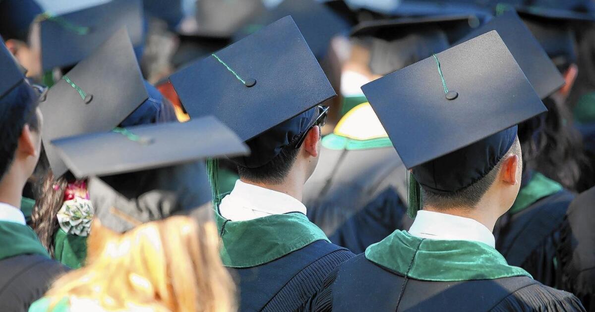 Préstamos Estudiantiles Y Trump: Temores De Los Deudores Ante Una Posible Reelección. Préstamos Estudiantiles Y Trump: Temores De Los Deudores Ante Una Posible Reelección.