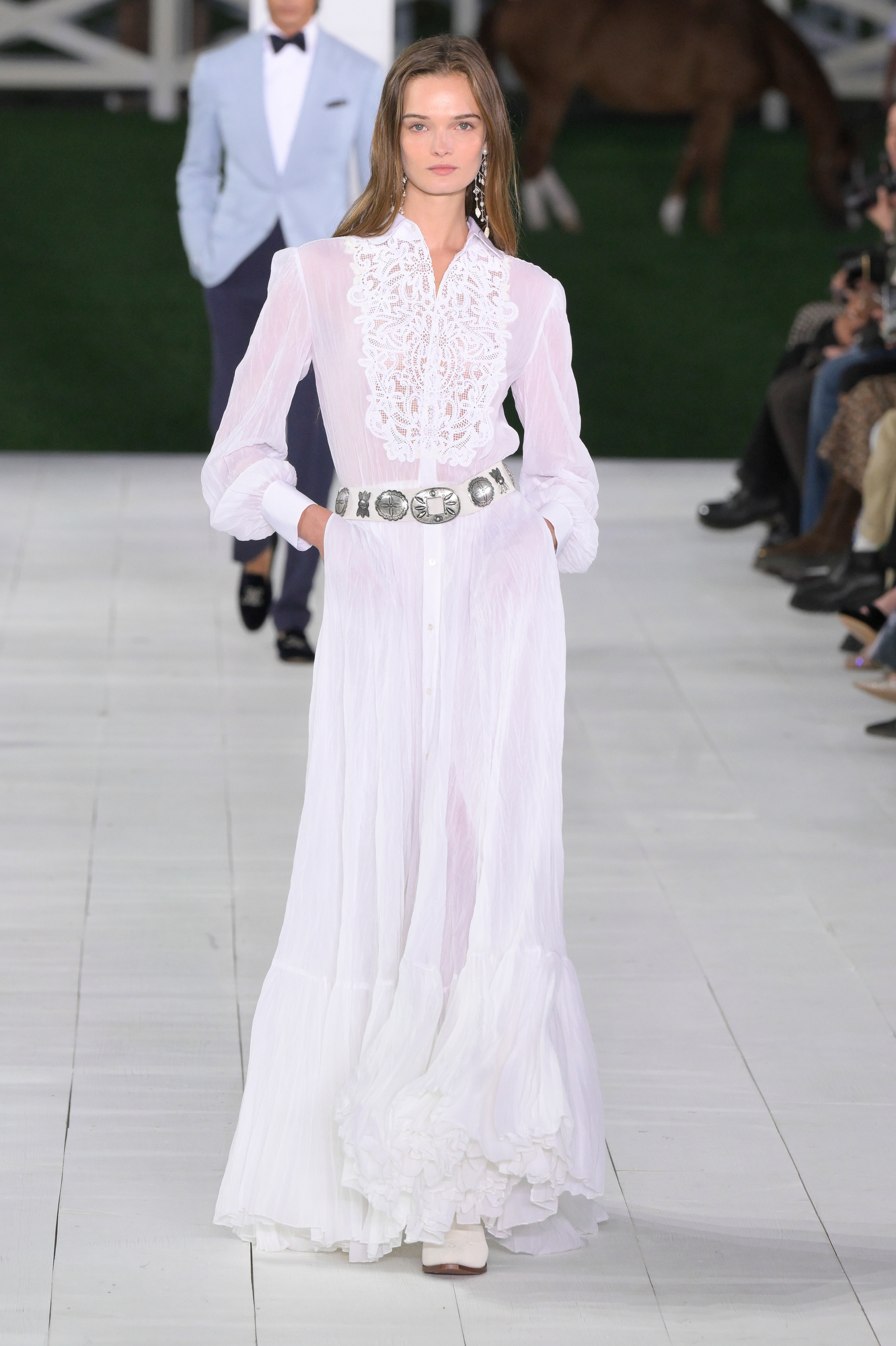 Ralph Lauren Fall 2025 Riser: Key Trends And Design Elements Ralph Lauren Fall 2025 Riser: Key Trends And Design Elements