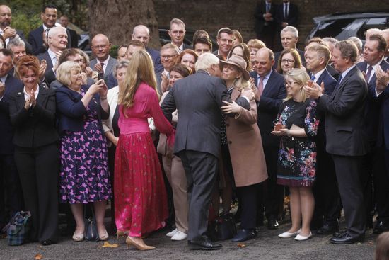Rare Easter Video: Boris And Carrie Johnson Share Adorable Family Moment Rare Easter Video: Boris And Carrie Johnson Share Adorable Family Moment