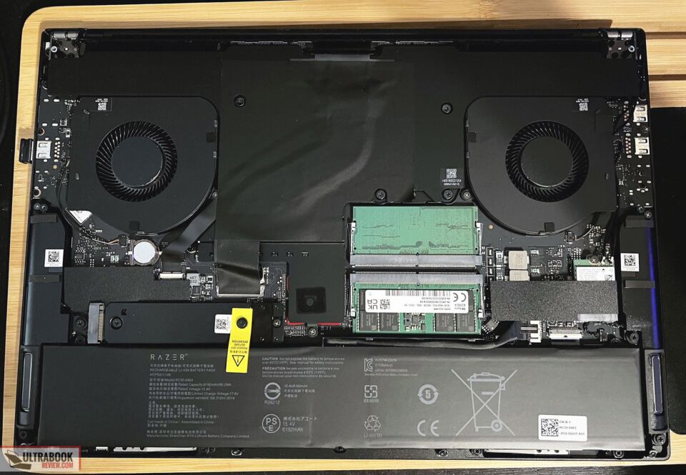 Razer Blade 16 (2025): Ultra-Thin Laptop Performance And Price Analysis Razer Blade 16 (2025): Ultra-Thin Laptop Performance And Price Analysis