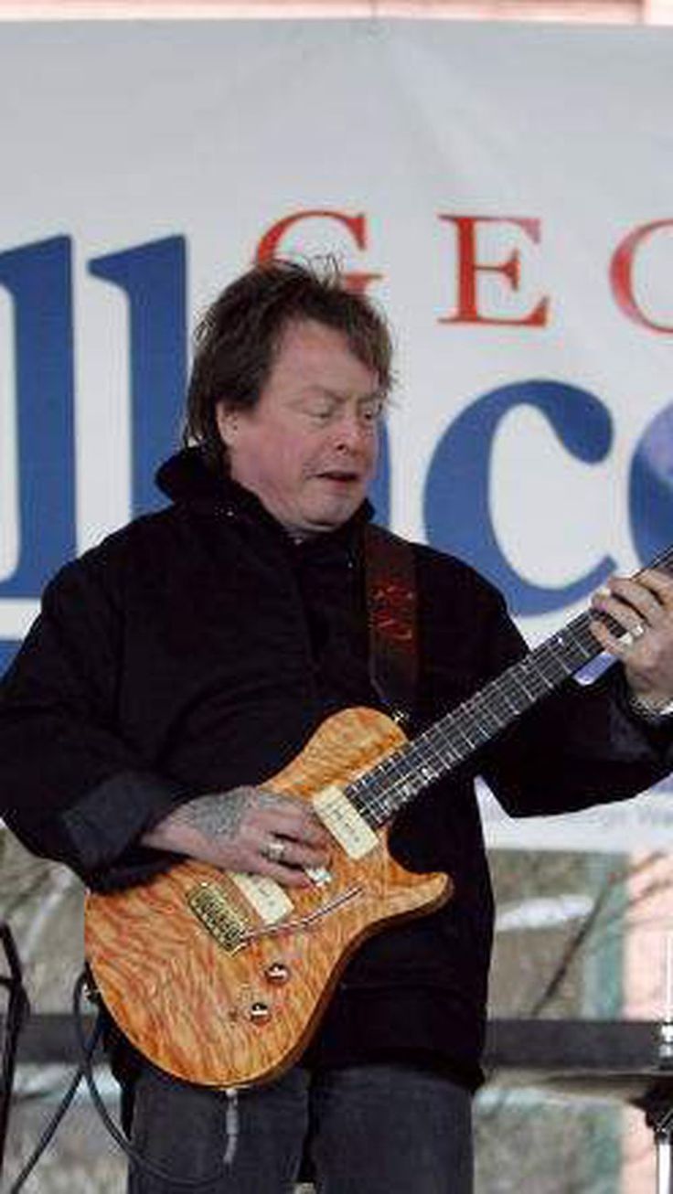'Real American' Guitarist Rick Derringer Dies At 77
