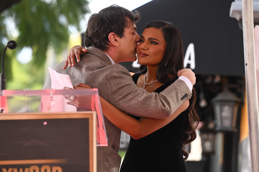 Relacionamento De Mindy Kaling Com Ex-colega De The Office: A Revelação Relacionamento De Mindy Kaling Com Ex-colega De The Office: A Revelação