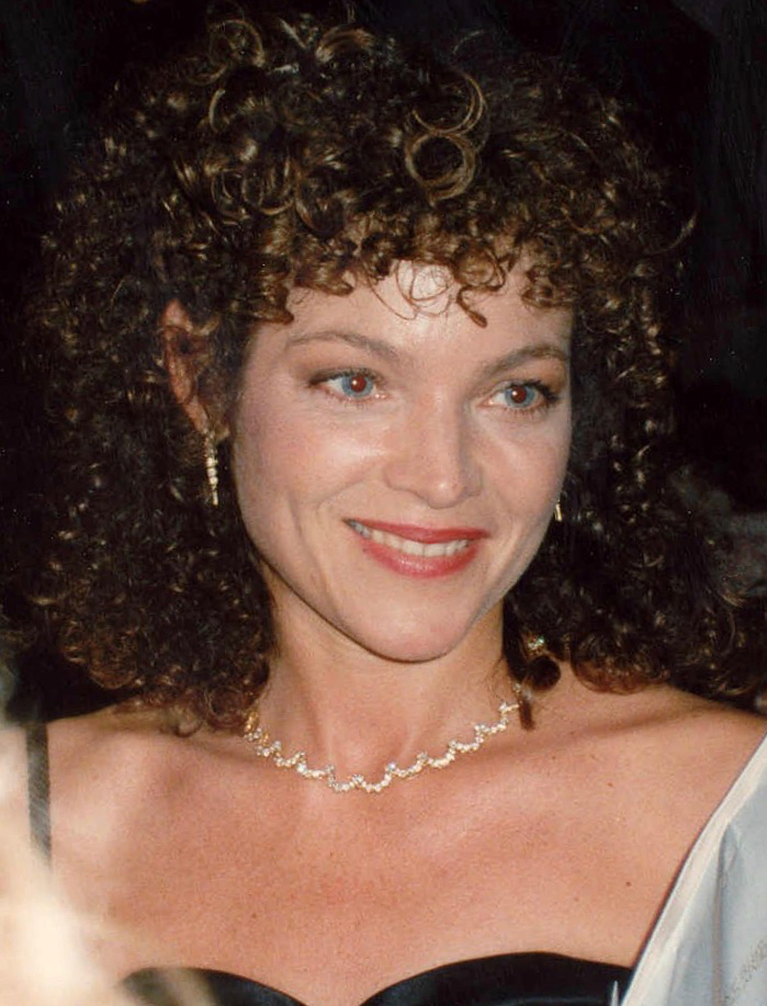Remembering A Legend: Amy Irving Honors Deceased Dallas And Carrie Star Remembering A Legend: Amy Irving Honors Deceased Dallas And Carrie Star