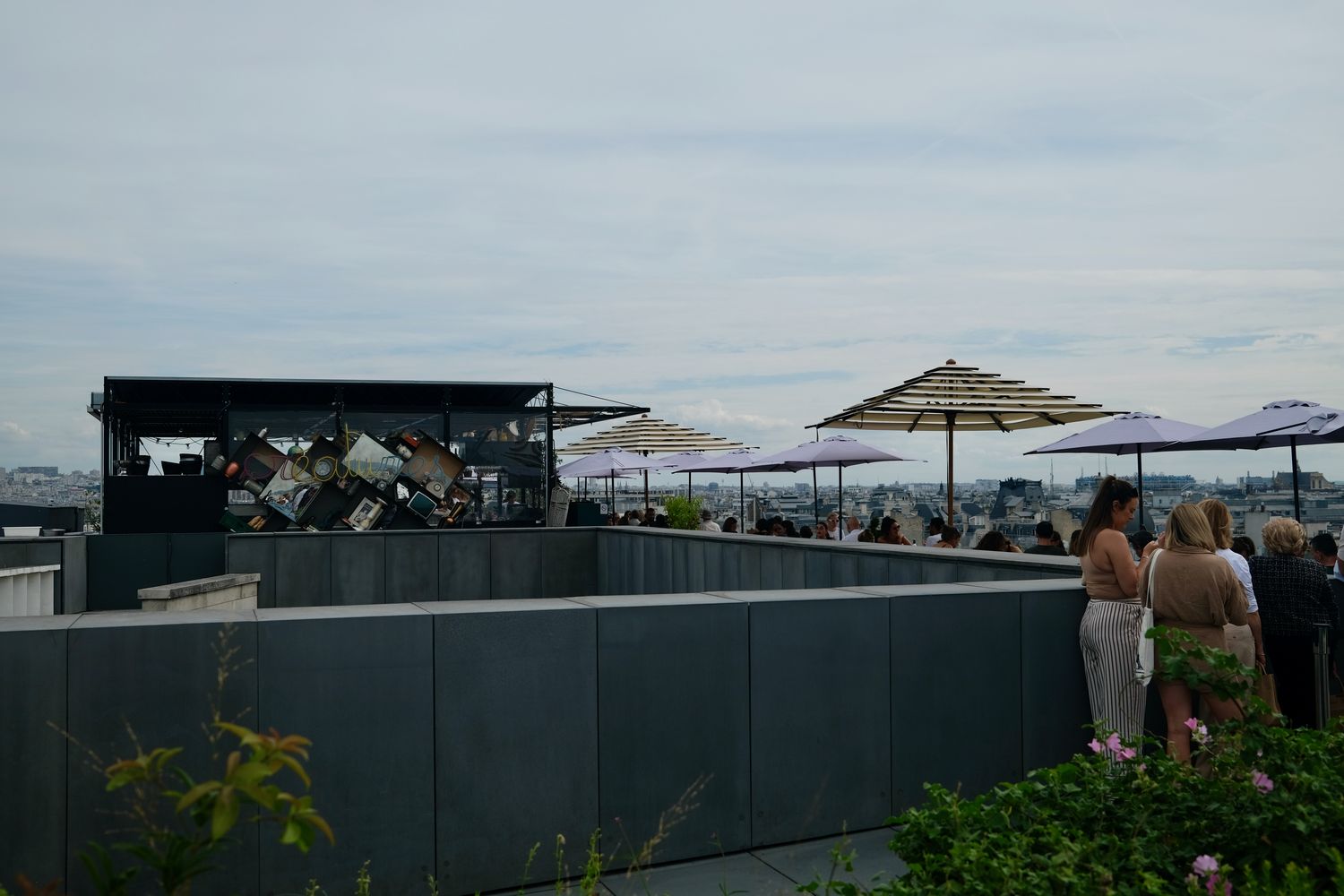 Restaurant Rooftop Galeries Lafayette Biarritz: Avant-Goût Pau Avec Imanol Harinordoquy Et Jean-Michel Suhubiette Restaurant Rooftop Galeries Lafayette Biarritz: Avant-Goût Pau Avec Imanol Harinordoquy Et Jean-Michel Suhubiette