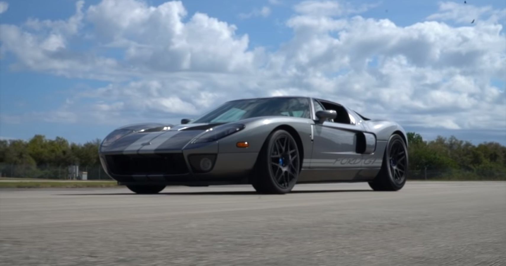 Restoring A First-Gen Ford GT: Lynx's Expertise Restoring A First-Gen Ford GT: Lynx's Expertise