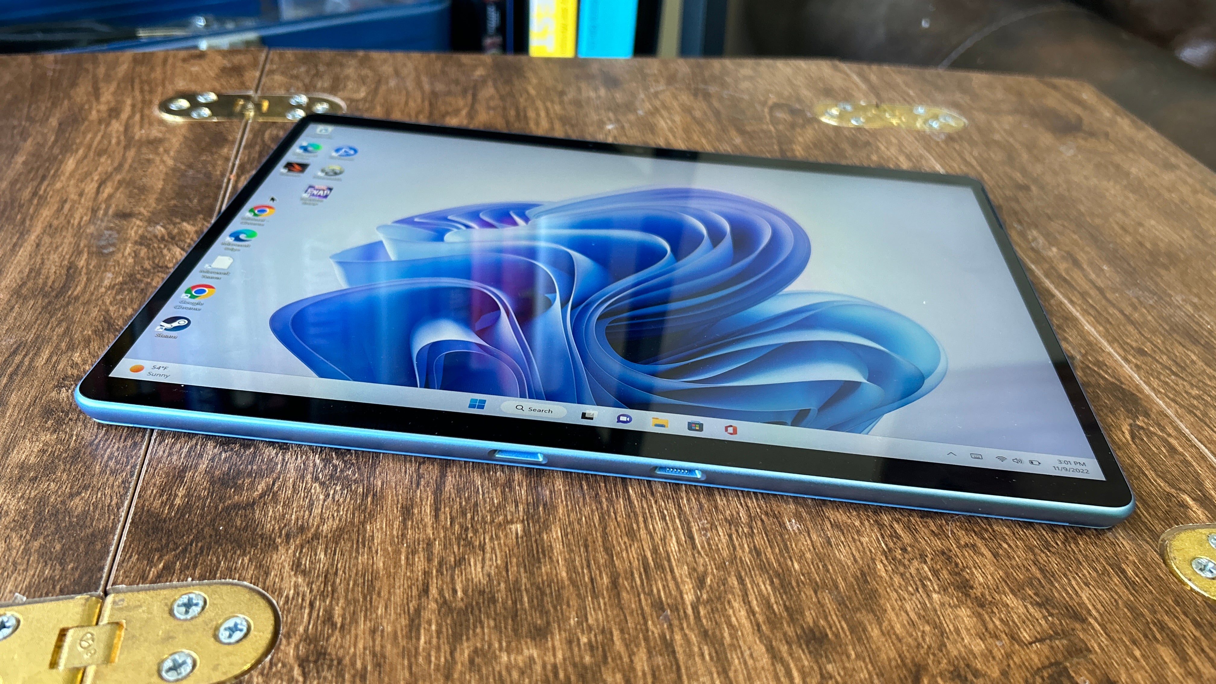 Review: Microsoft's Compact Surface Pro 12-inch Tablet Review: Microsoft's Compact Surface Pro 12-inch Tablet