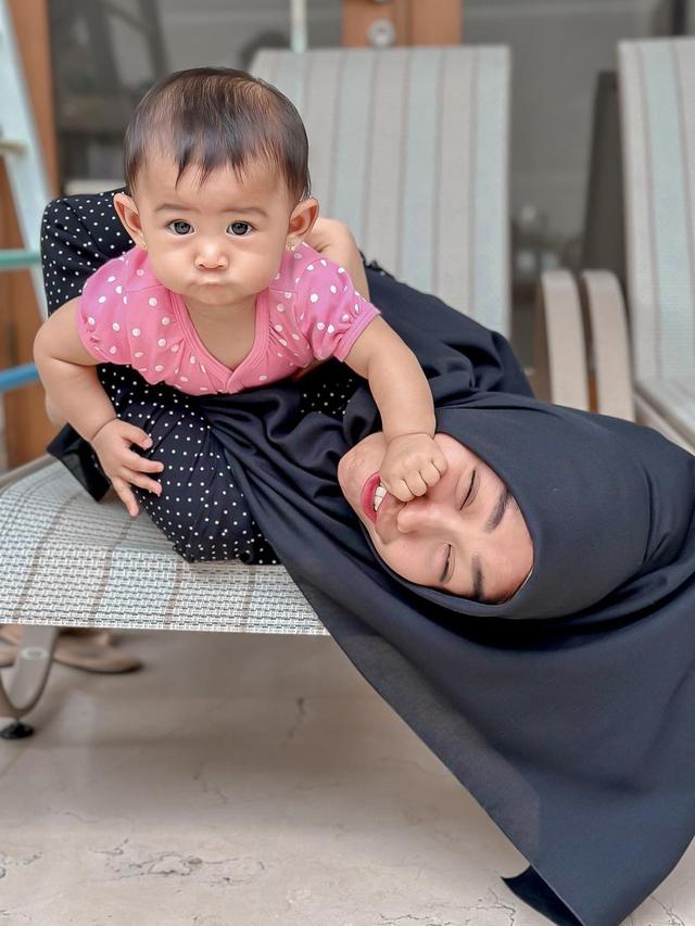 Ria Ricis Dan Moana Di Bali & Sumba: 7 Foto Keseruan Libur Lebaran Mereka Ria Ricis Dan Moana Di Bali & Sumba: 7 Foto Keseruan Libur Lebaran Mereka