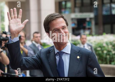 Rutte Ve Sanchez: NATO Ve Elektrik Kesintilerinin Geleceği Rutte Ve Sanchez: NATO Ve Elektrik Kesintilerinin Geleceği