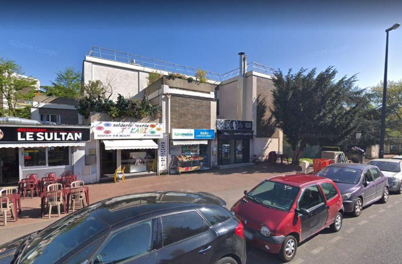 Saint-Ouen: Le Point De Deal Voisin Menace La Sécurité De L'école Maternelle Saint-Ouen: Le Point De Deal Voisin Menace La Sécurité De L'école Maternelle