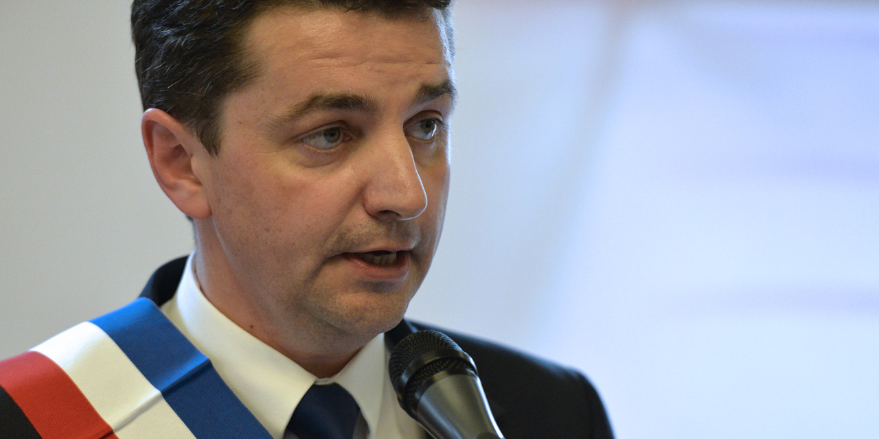 Saint-Pierre-et-Miquelon : Réponse De Retailleau À La Proposition De Wauquiez Sur Les OQTF Saint-Pierre-et-Miquelon : Réponse De Retailleau À La Proposition De Wauquiez Sur Les OQTF