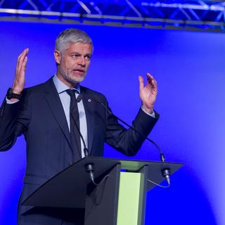 Saint-Pierre-et-Miquelon : Une Riposte Humoristique Aux Propositions De Wauquiez Sur Les OQTF Saint-Pierre-et-Miquelon : Une Riposte Humoristique Aux Propositions De Wauquiez Sur Les OQTF