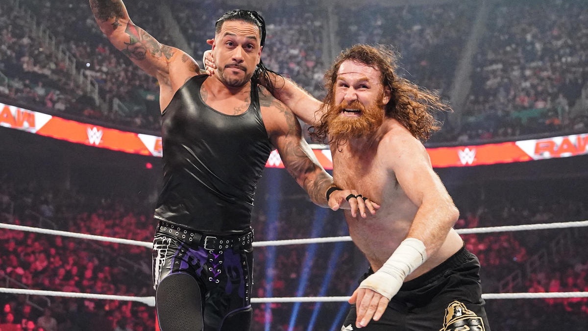Sami Zayn Faces Rollins And Breakker's Brutality On WWE Raw Sami Zayn Faces Rollins And Breakker's Brutality On WWE Raw