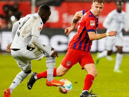 Six-Pointer Showdown: Heidenheim Defeats Kiel To Boost Survival Hopes Six-Pointer Showdown: Heidenheim Defeats Kiel To Boost Survival Hopes