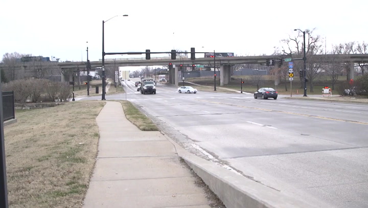 Sleet And Snow Expected In Tulsa: City Crews Pre-Treat Roads Sleet And Snow Expected In Tulsa: City Crews Pre-Treat Roads