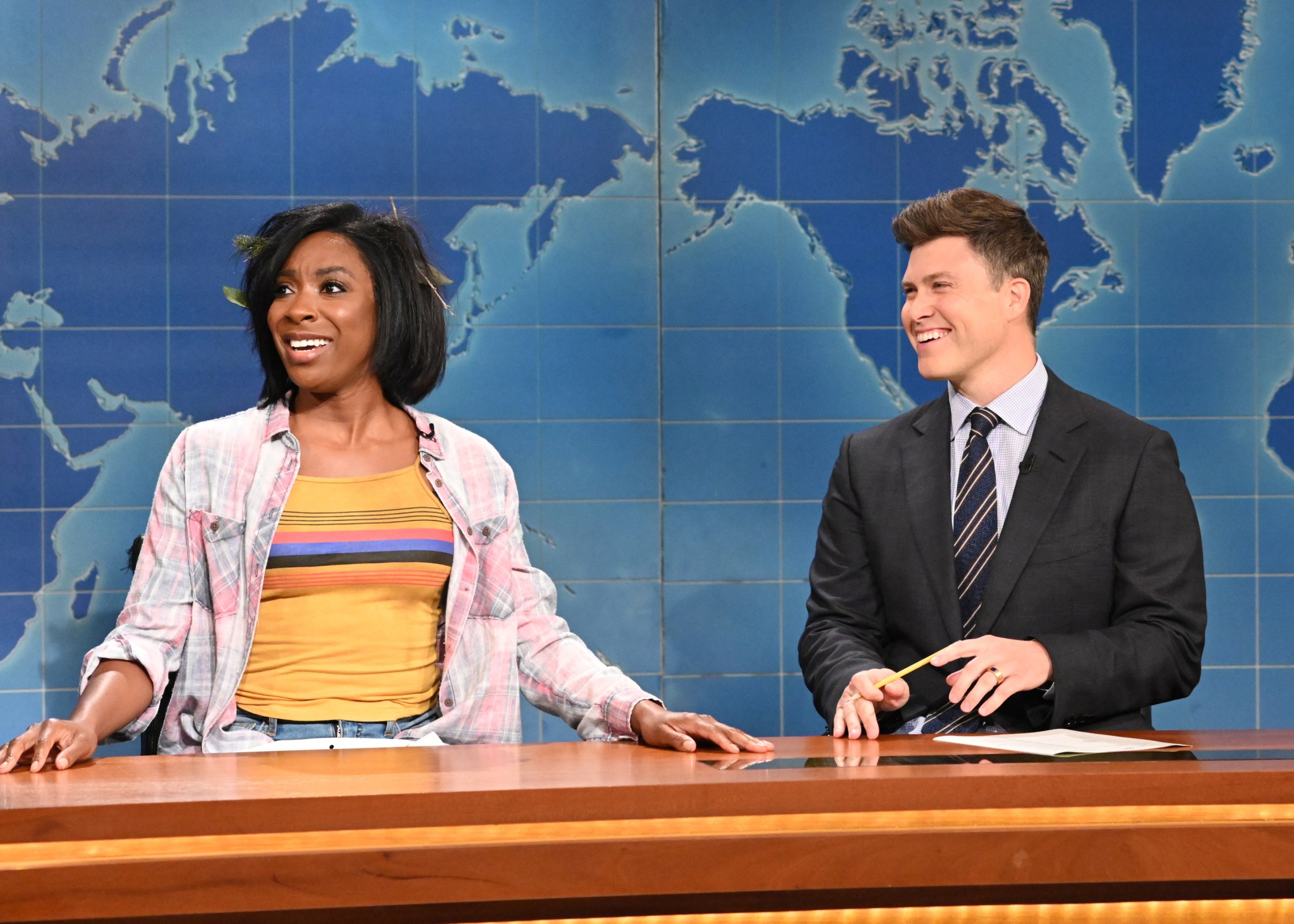 SNL Audience Outburst Stuns Ego Nwodim And Weekend Update Hosts SNL Audience Outburst Stuns Ego Nwodim And Weekend Update Hosts